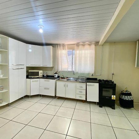 Casa Grande Com 2 Quartos E 1 Suite Фос ду Игуасу Екстериор снимка