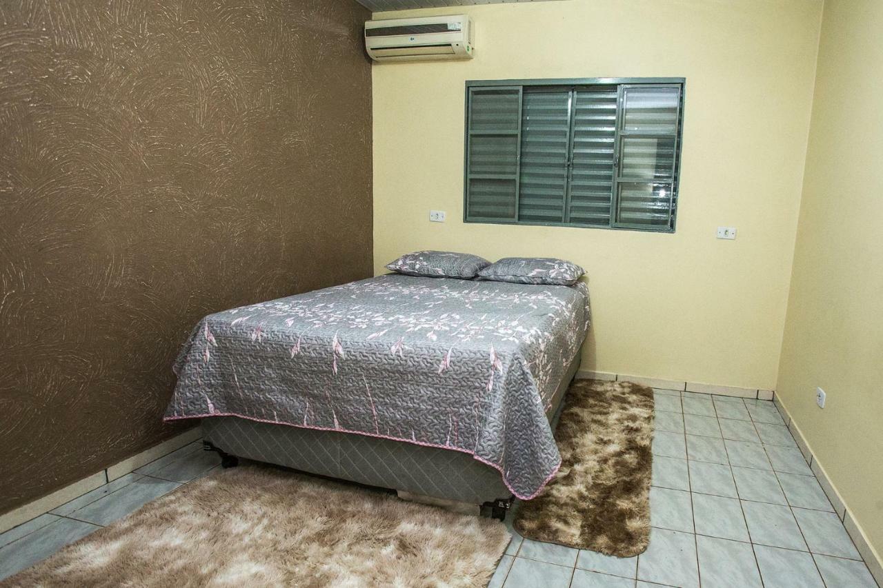 Casa Grande Com 2 Quartos E 1 Suite Фос ду Игуасу Екстериор снимка